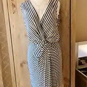 Ali Ro pull over jersey knit dress navy and white